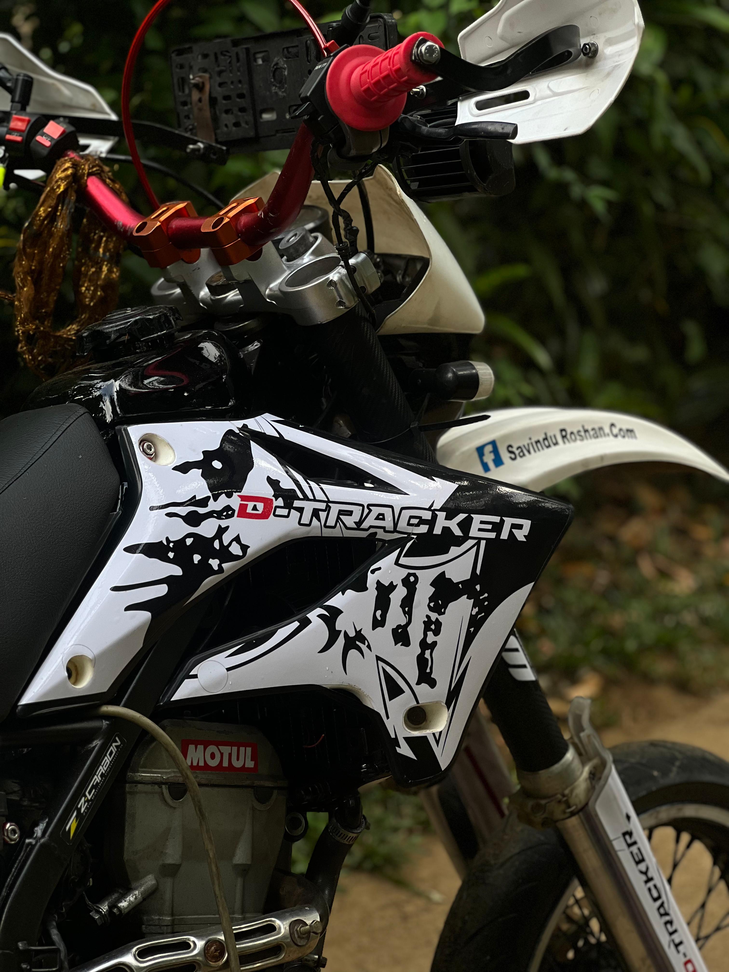 Tracker